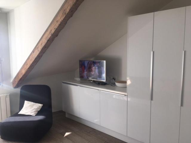 Apartamento Cozy One Bedroom/studio In Center Old Town 2 Min From Lake
